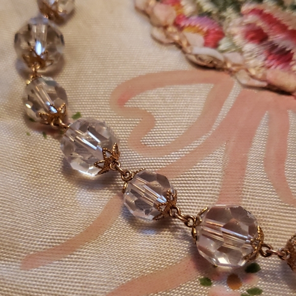 Vtg gold filled glass bead choker - Picture 3 of 5